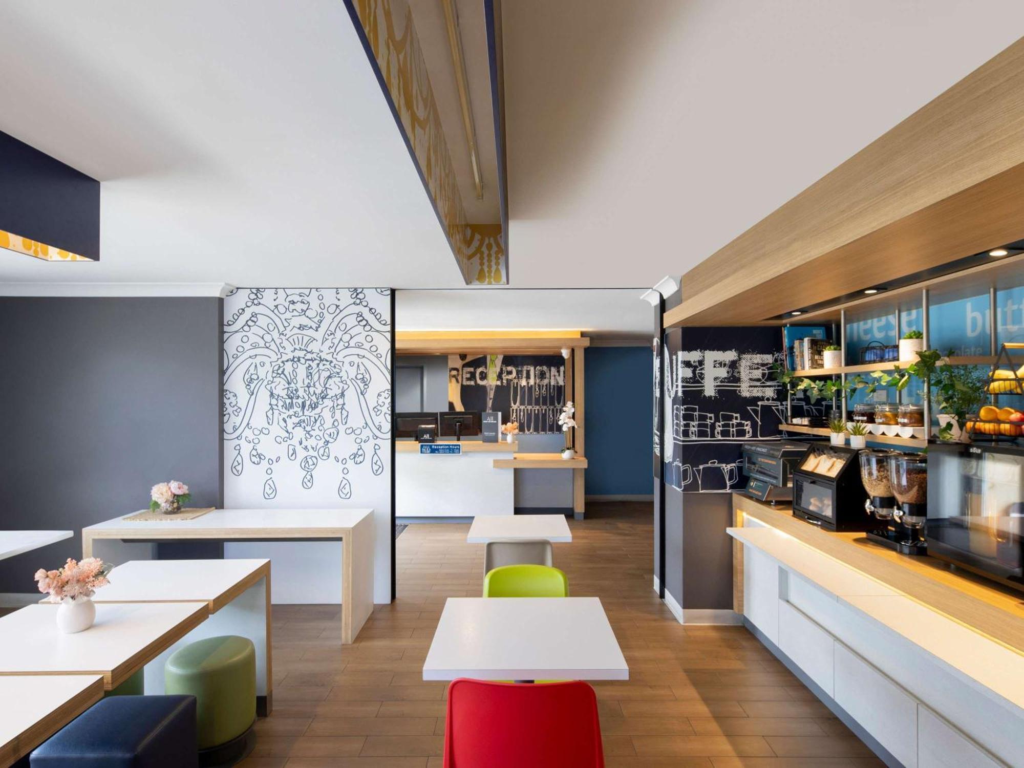 Ibis Budget - Casula Liverpool Exteriör bild