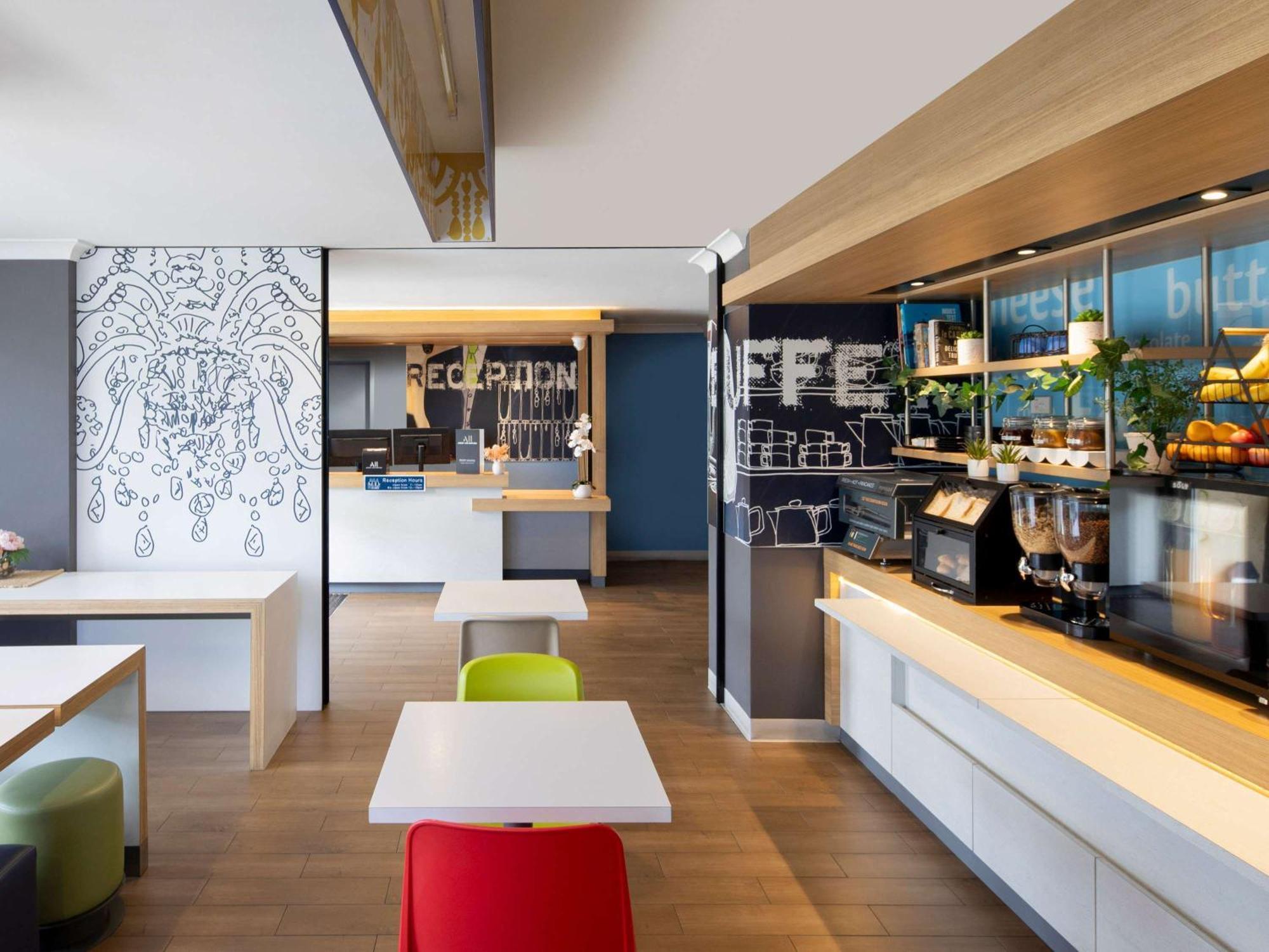 Ibis Budget - Casula Liverpool Exteriör bild