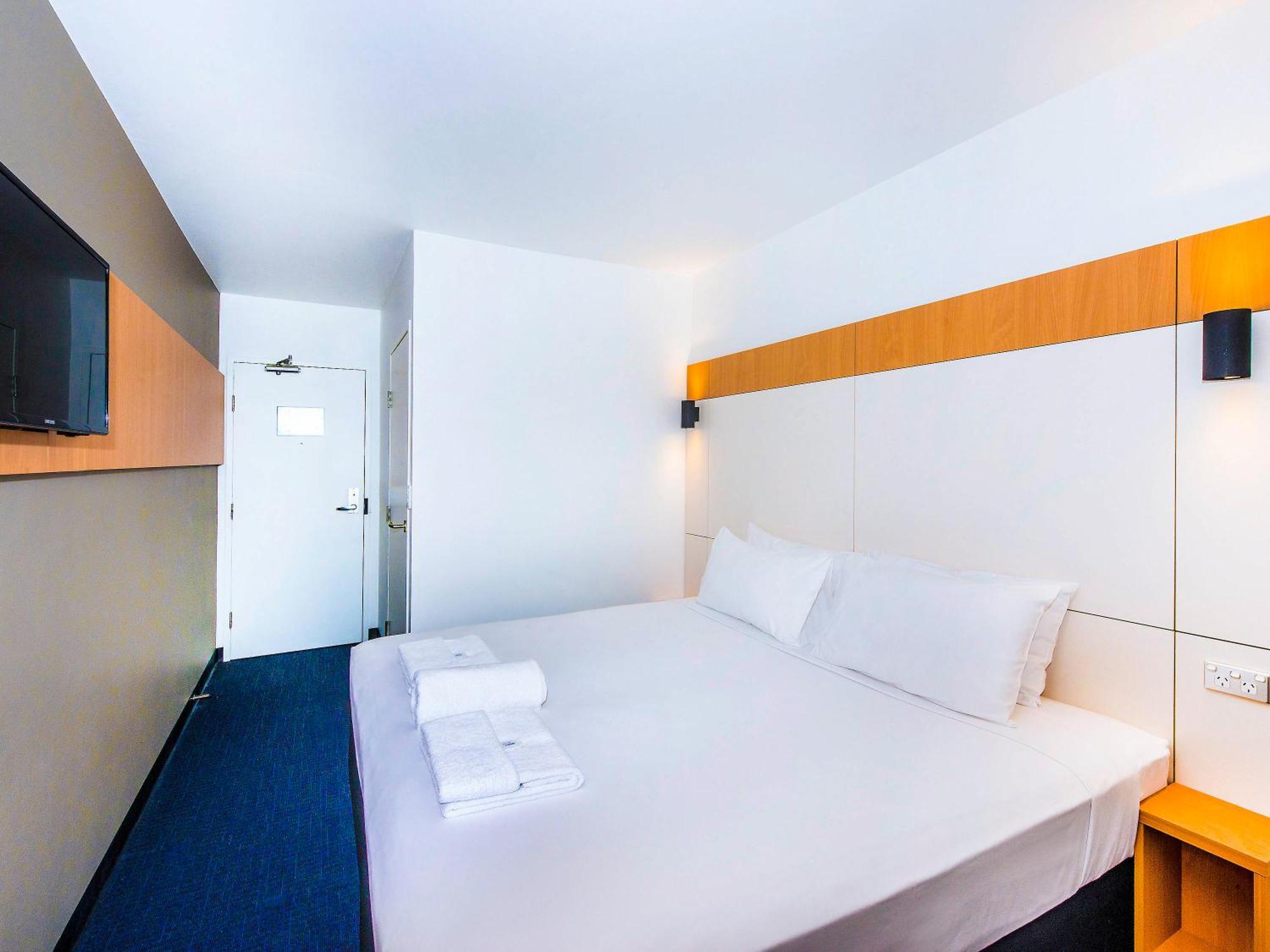 Ibis Budget - Casula Liverpool Exteriör bild