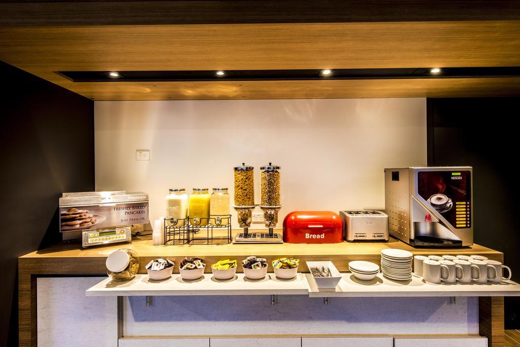 Ibis Budget - Casula Liverpool Exteriör bild