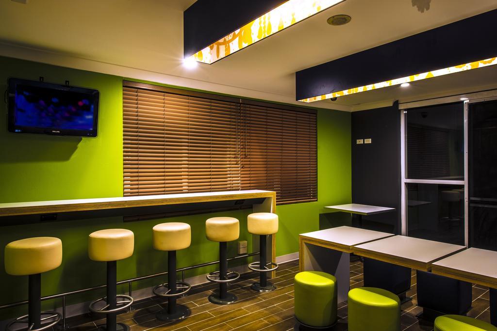 Ibis Budget - Casula Liverpool Exteriör bild