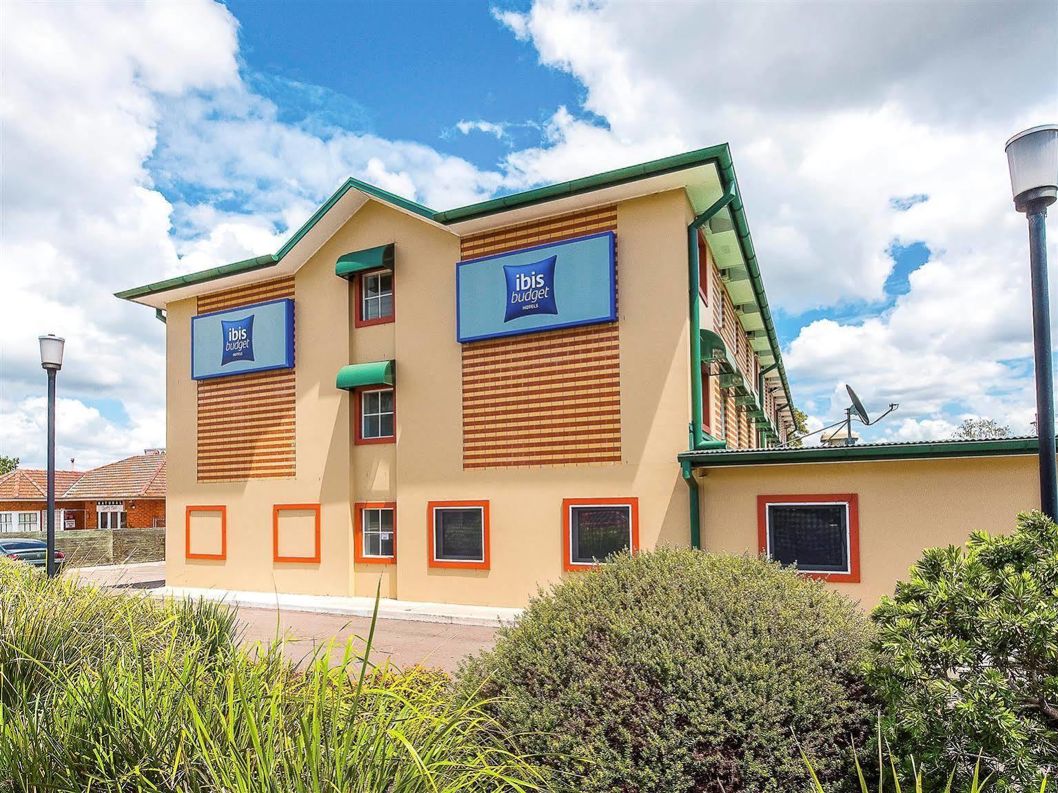 Ibis Budget - Casula Liverpool Exteriör bild